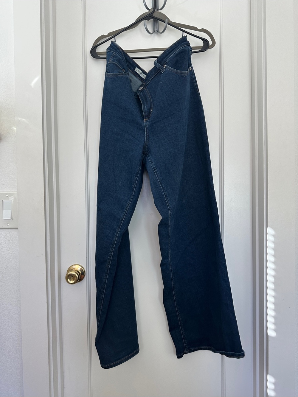 Universal Thread Dark Indigo Wide-Leg Jeans